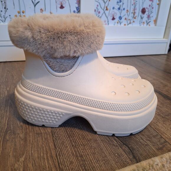 Crocs Stomp womens 7 platform lined boots off white - Picture 1 of 6